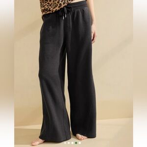 Aerie Soft Landing Ribbed Trouser in XL Short